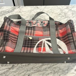 Adorable plaid Volcom bag.
